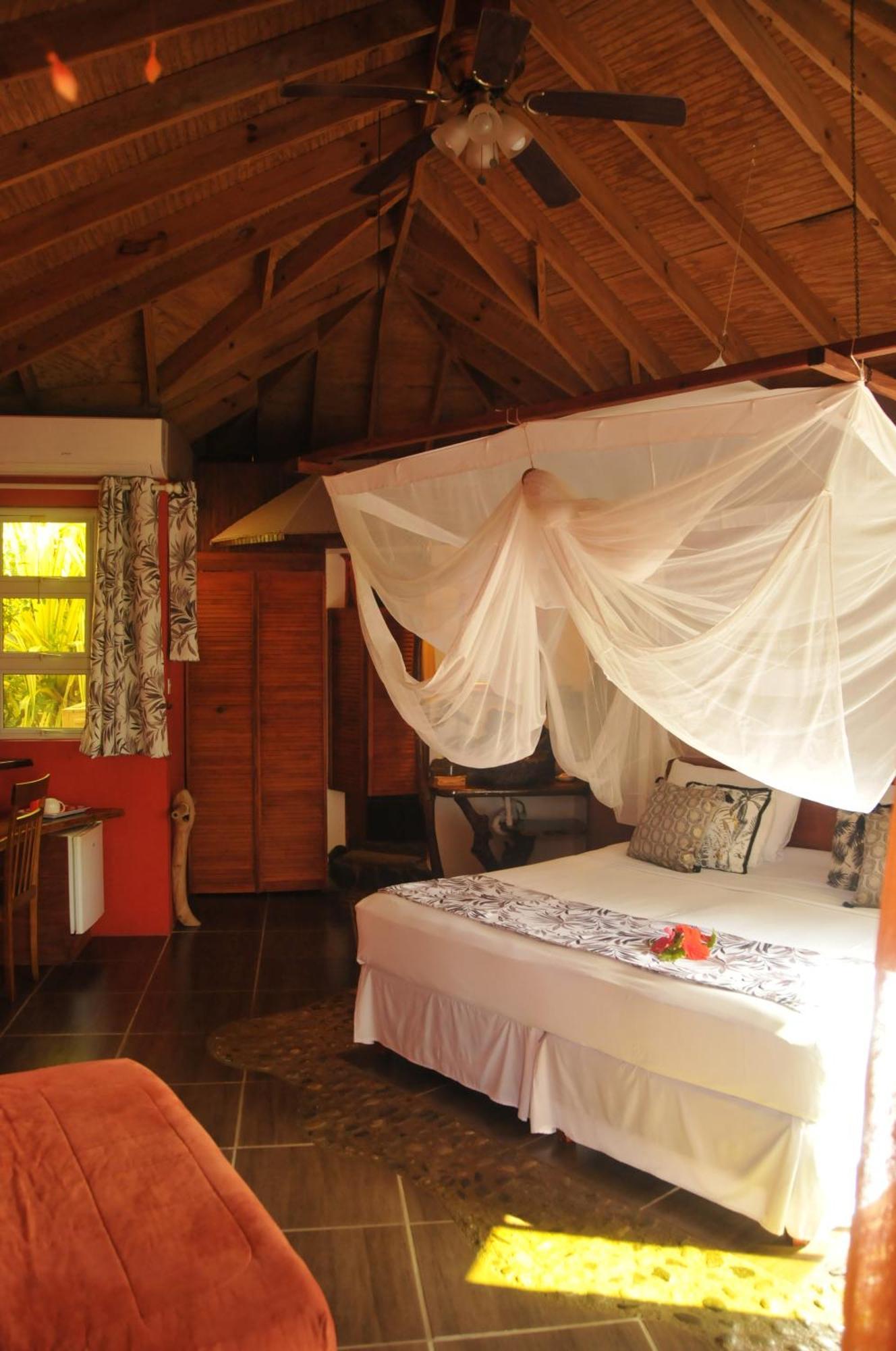 Mango Island Lodges Saint Joseph Eksteriør billede