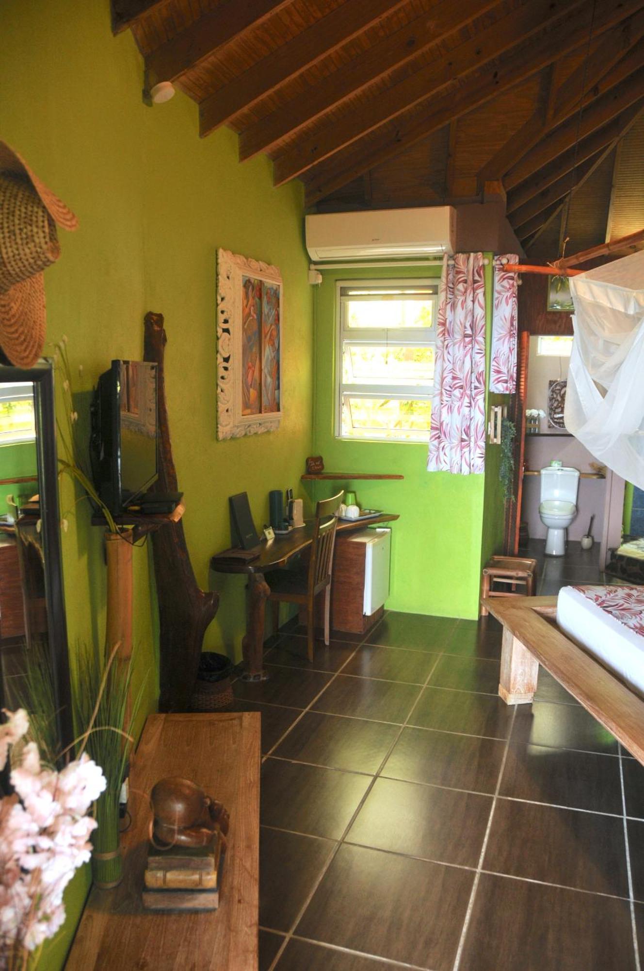 Mango Island Lodges Saint Joseph Eksteriør billede